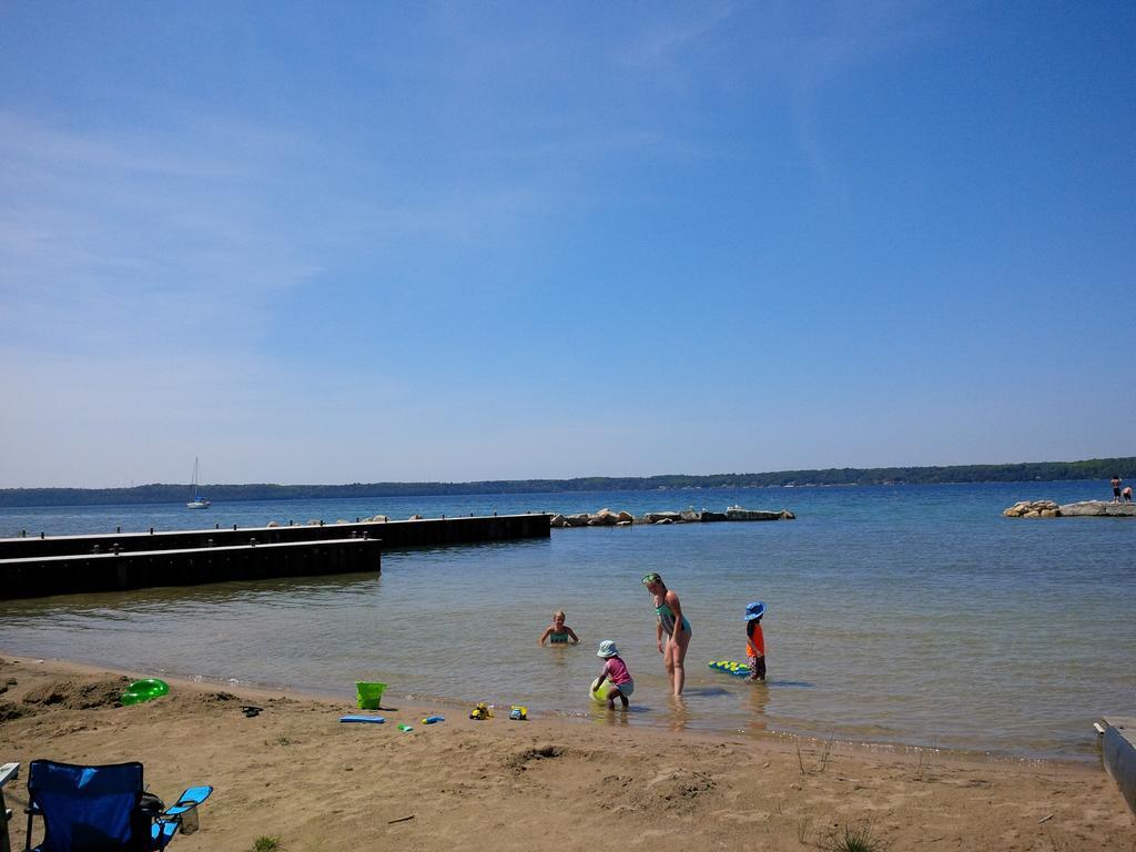 Bayshore Cottages Wiarton Εξωτερικό φωτογραφία