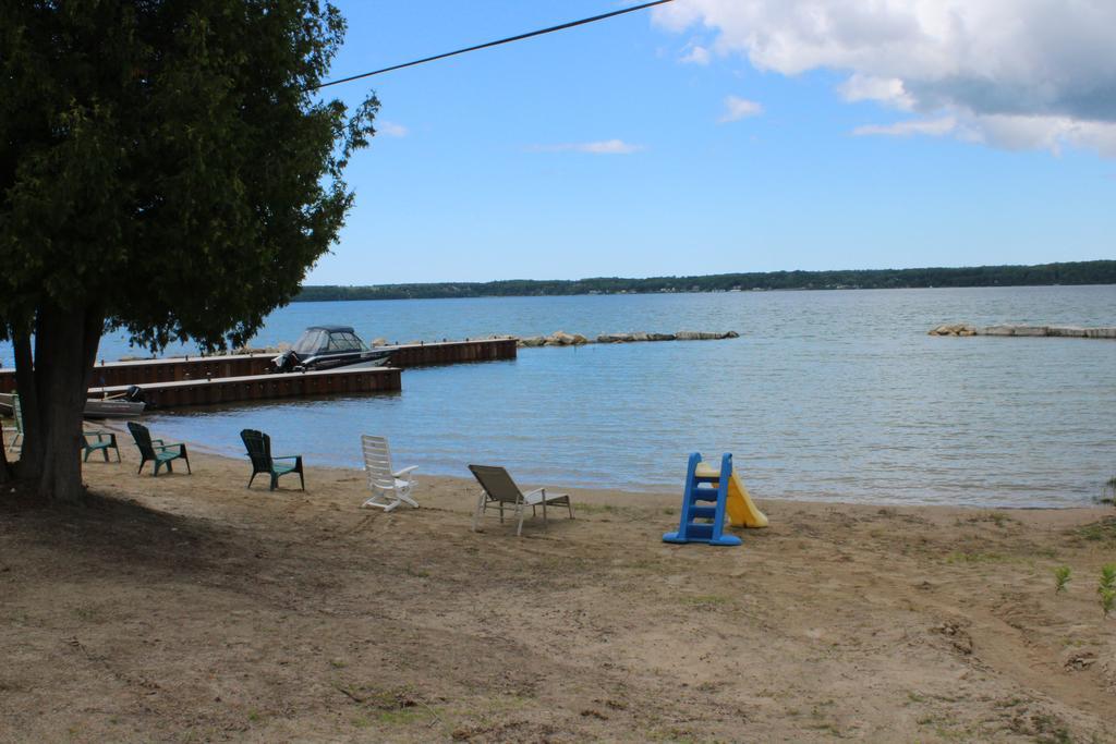 Bayshore Cottages Wiarton Εξωτερικό φωτογραφία